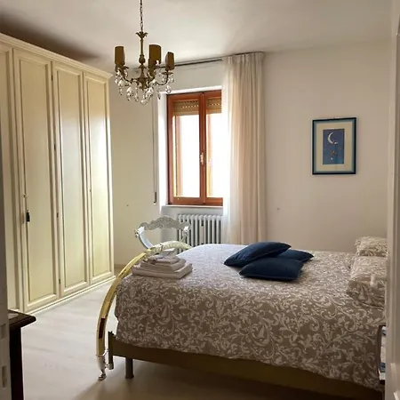 La Signora Dei Fiori * 古比奥